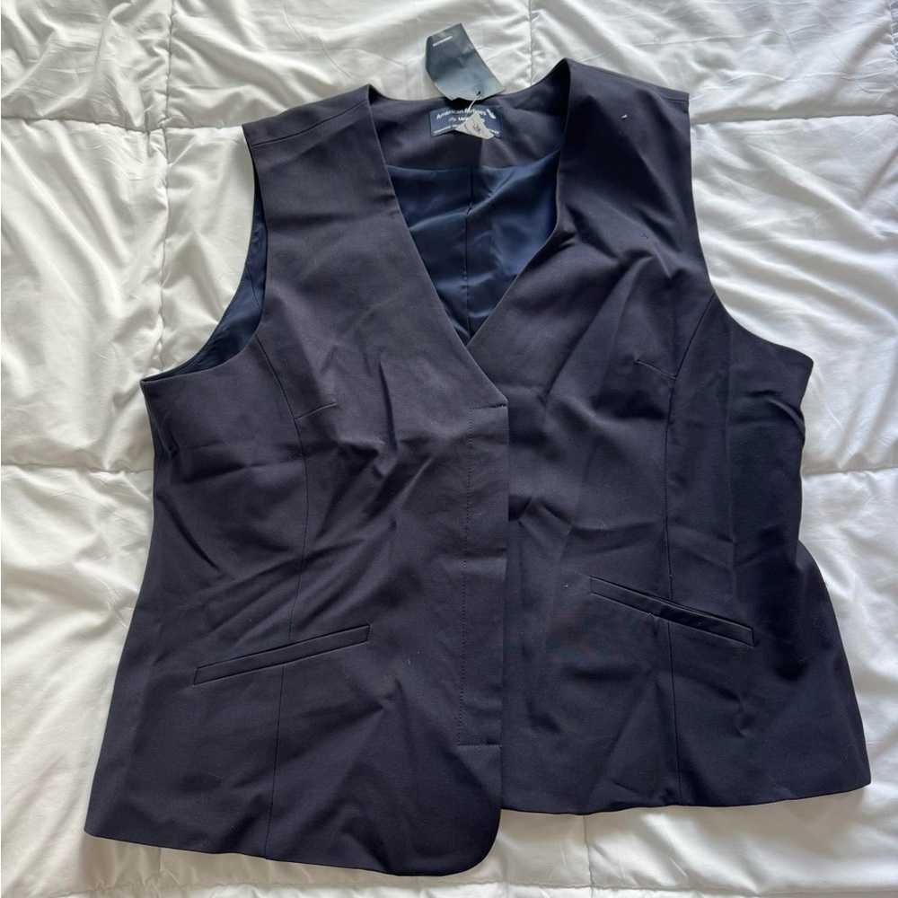 American Airlines Lands End Vest Size 16P